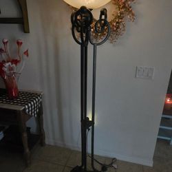 Floor Lamp 