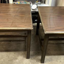 Set Of 2 Matching End Tables 