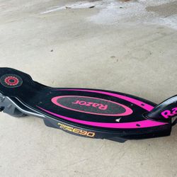 Electric E90 Razor Scooter 