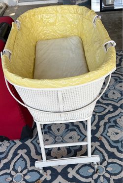 ANTIQUE BABY BASSINET
