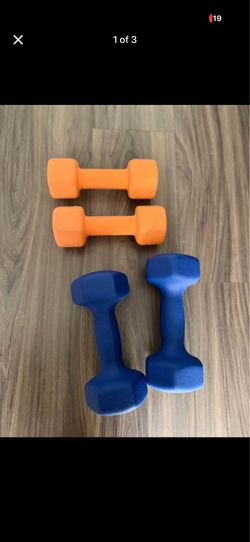 Selling 2 set of Dumbells