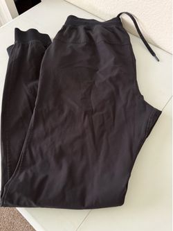 Men’s lululemon medium pants