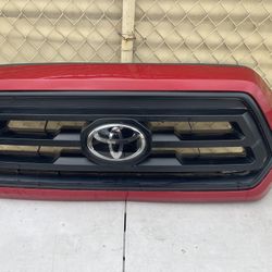 2016-2022 TOYOTA TACOMA Front Grille OEM