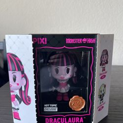 EXCLUSIVE LIMITED EDITION ONLY 7500 PIECE Draculaura Thrilljoy Pix Monster High