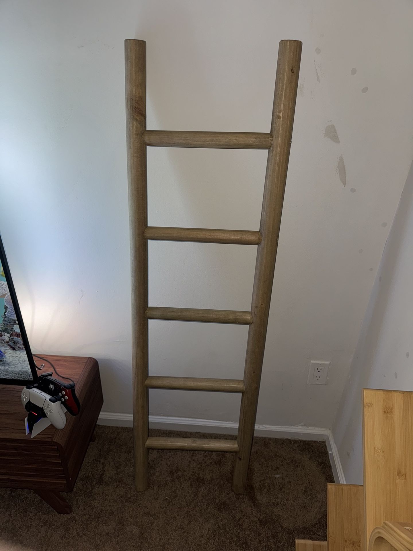 Wood Blanket Ladder