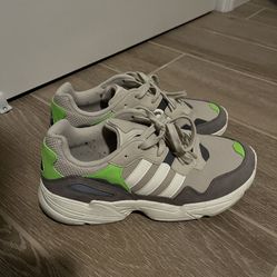 Adidas Sneakers (men’s) Size 9.5