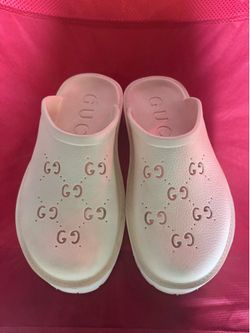 Gucci Slides white iconic GG