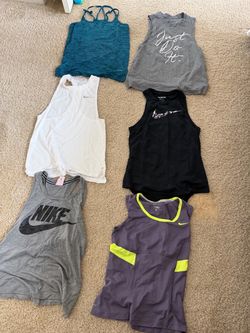 Nike women size small