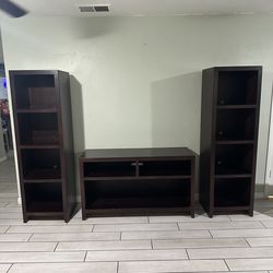 3 Piece Entertainment set