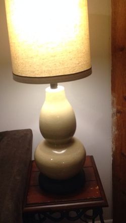 Cute lamp has the broken glass theme
