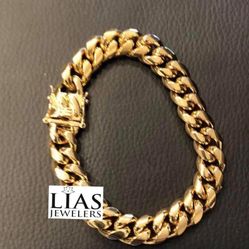 New 18k Yellow Gold Cuban Link Bracelet 