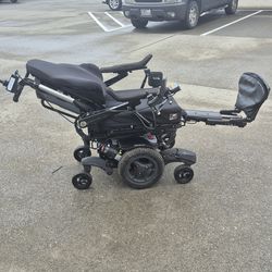 Recliner Electric Wheelchair Q700M