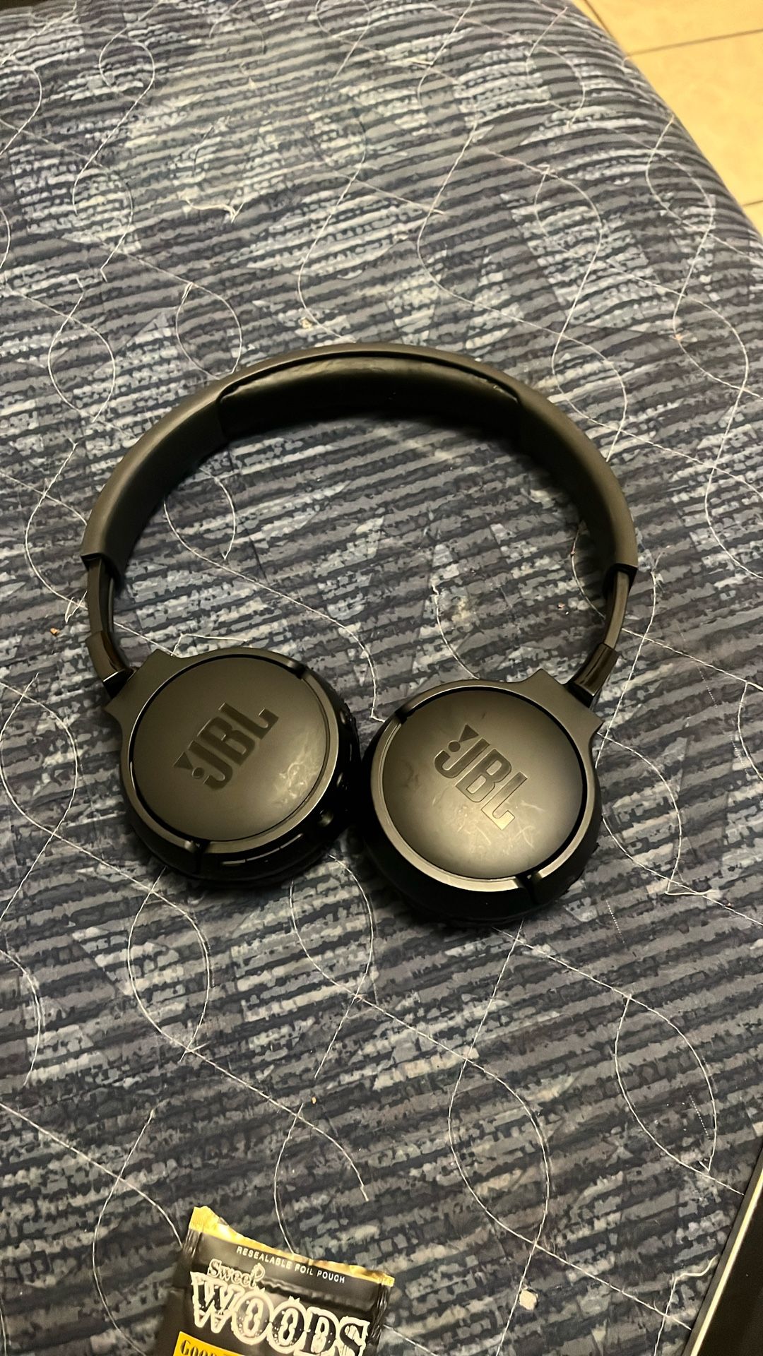 JBL TUNE 660NC