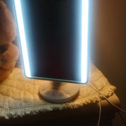 Mirror With Built In Bluetooth Speaker And Out For Ur Phone Cord