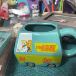 Multiple items, including Disney brand and hello Kitty and