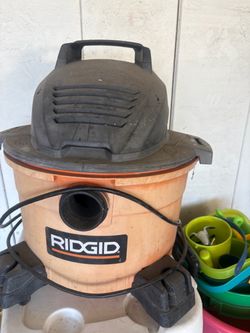 Rigid 6 gallon shop vac