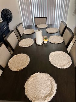 Dinning table for 8 or 6