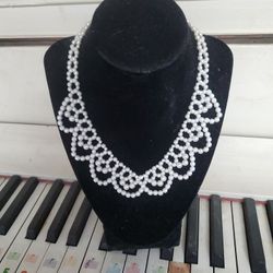 White Faux Pearl Necklace with Scalloped Edging
