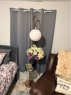 Queen bed,lamp, recliner