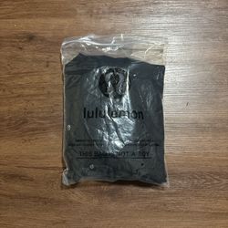 lululemon windbreaker