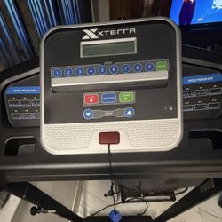 XTERRA Fitness TR150 Folding Treadmill