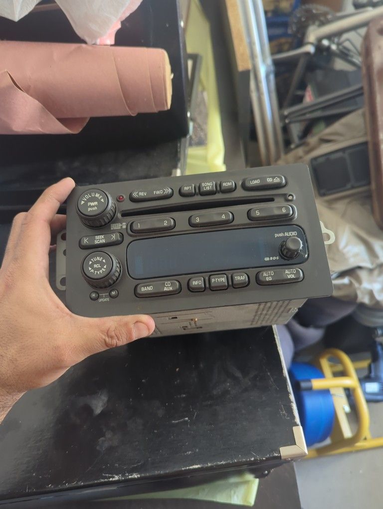 Hummer/Chevy 2003-2008 Head Unit
