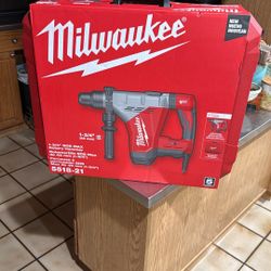 Milwaukee Rotary Hammer New Never Used $525 Last Price 