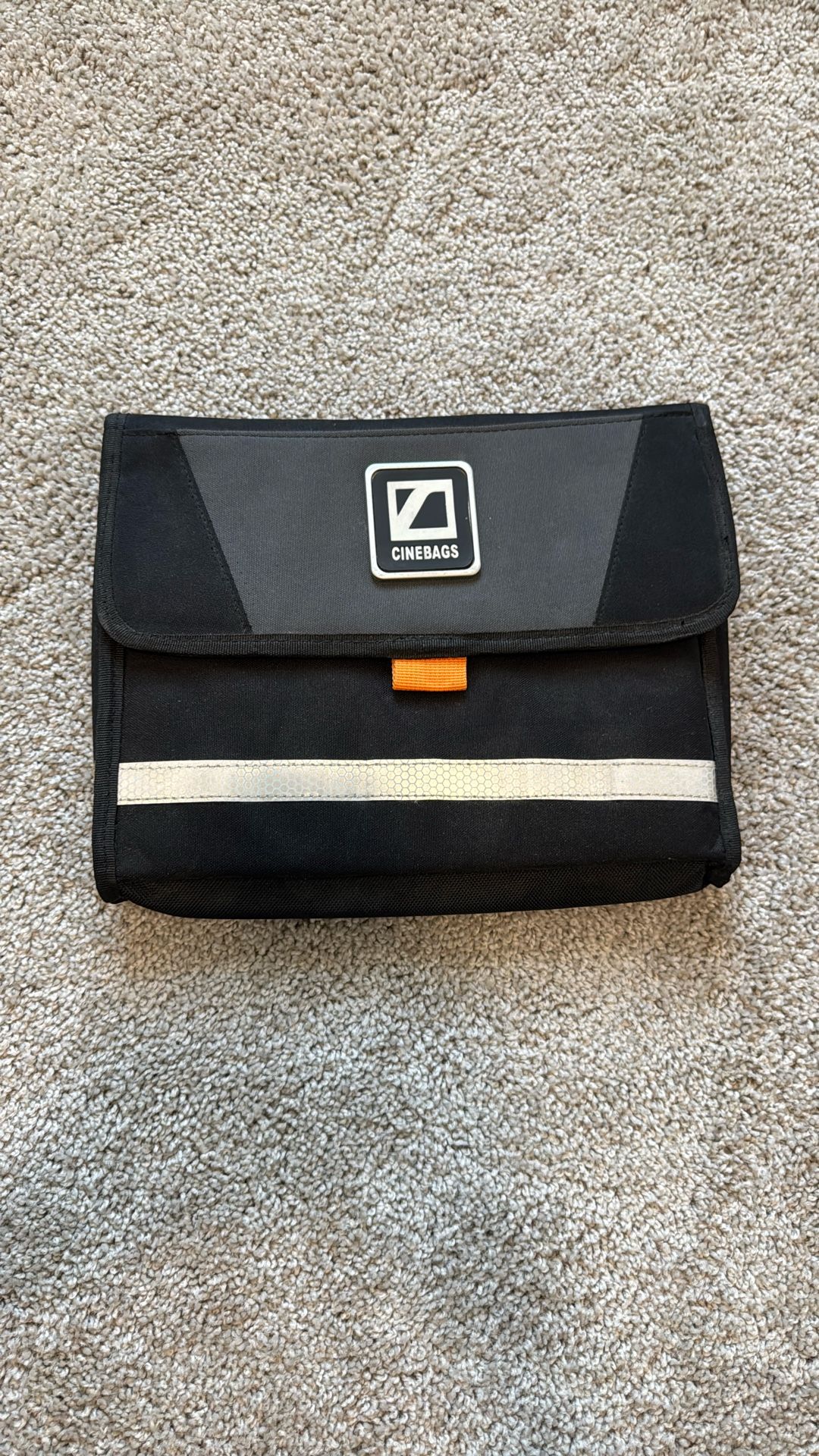 Cinebags Slate Pouch