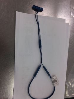 Apple/Beats headphones