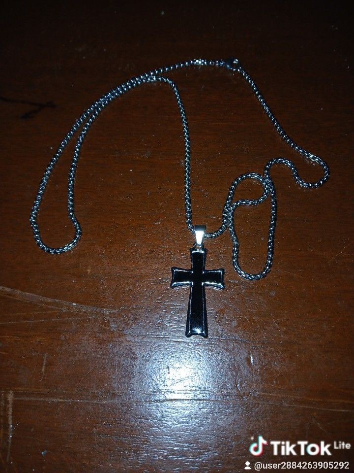 Brand New Stainless Steel Chain With Cross