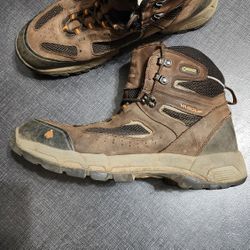 Hiking Boot Size 14