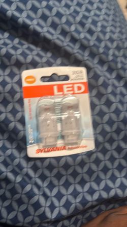 SYLVANIA LED 3157A amber