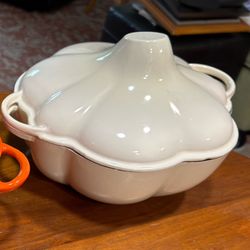 New enameled Cast Iron Pot