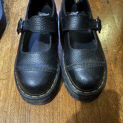 Dr. Martens Mary Jane