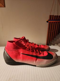 CR7 Nike Indoor Soccer Cleats