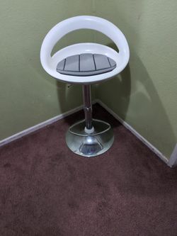 Adjustable Stool