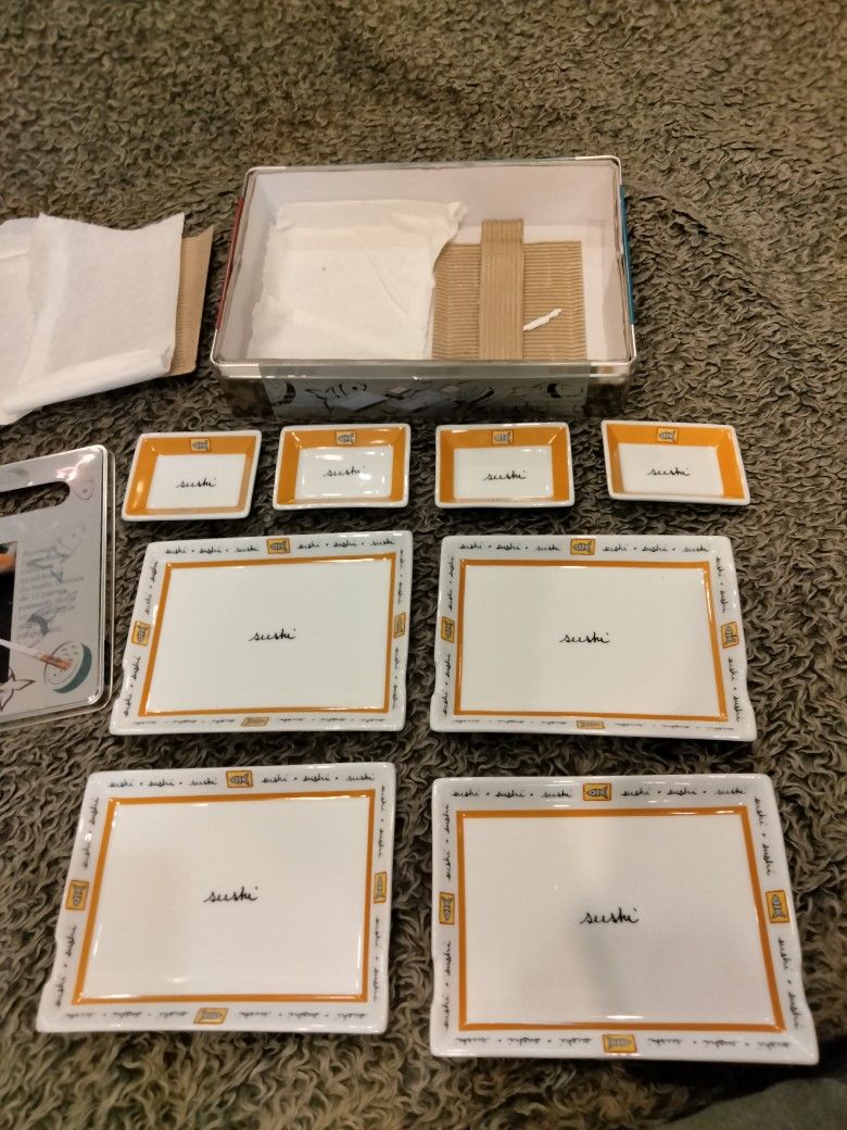 MSC 12 Piece Sushi Set (missing chopsticks)