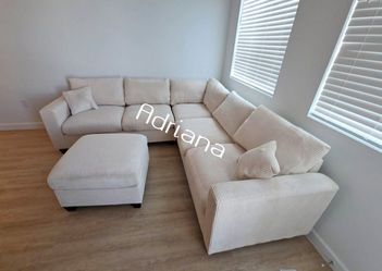 Gorgeous ‼️ sectional sofa with ottoman Ivory Corduroy
