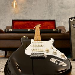 Fender "Dan Smith" All Original 1982 light at only 8lb NICE!