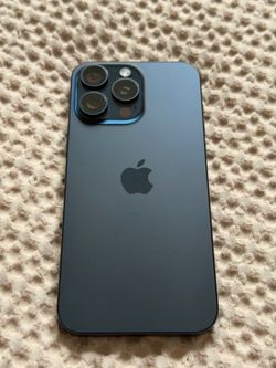 iPhone 15 Pro Max 512GB Model (blue)
