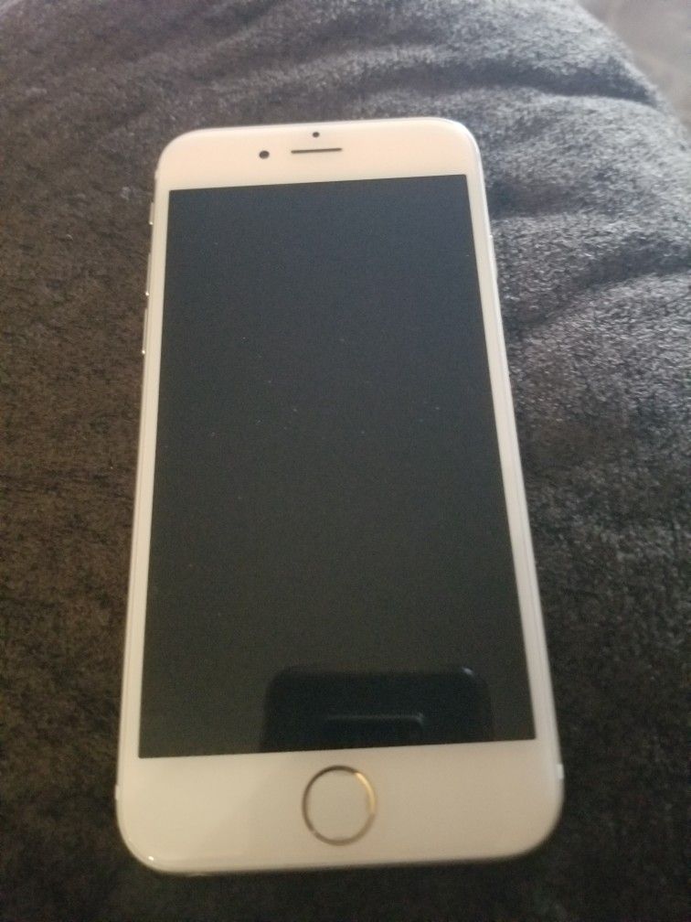 iPhone  5 For Sale  80  Dollars 