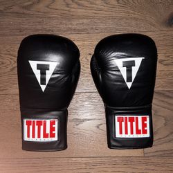 Title Boxing Gloves 16 Oz