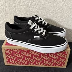 $45 Women’s Vans Brand New Size 7 (Men’s 5.5)