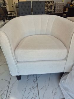 Accent chair
