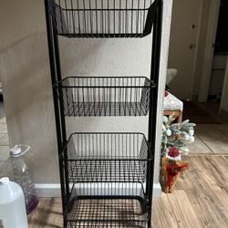 4 tier medal basket stand 