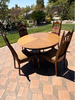 Dining set plus extension - Juego de comedor de estilo vintage con extensión