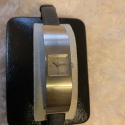 Vintage Stainless Steel And Black Leather Band(Cynthia Rowley)