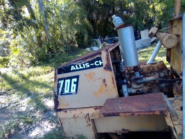 Chalmers Fork Lift Runs Great Has Perkins Diesel Had To Put A Starter Bran New 2800 Forks Go Side To Side