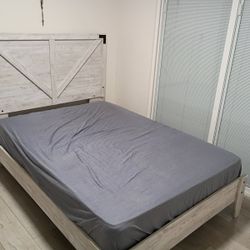 Twin Size Bed 