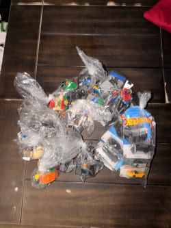 Mixed Toy Lot – Hot Wheels, LEGO, Action Figures